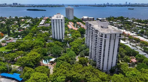2000 Towerside Terrace Miami FL 33138