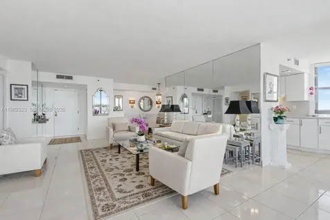 2000 Towerside Terrace Miami FL 33138