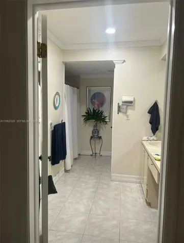 2190 SW 22 Terrace Miami FL 33145