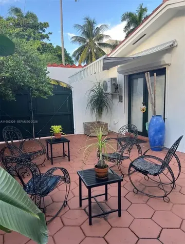 2190 SW 22 Terrace Miami FL 33145