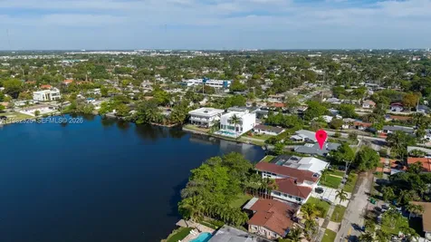 21330 NE 25th Court Miami FL 33180
