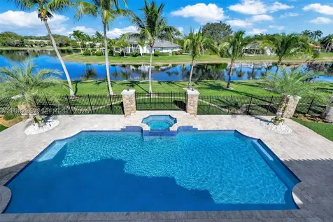 2905 Paddock Road Weston FL 33331