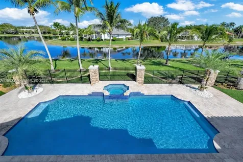 2905 Paddock Road Weston FL 33331