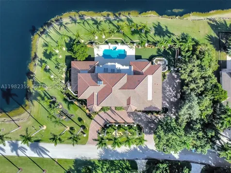 2905 Paddock Road Weston FL 33331