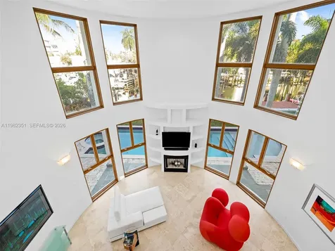 450 Victoria Terrace Fort Lauderdale FL 33301