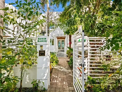 450 Victoria Terrace Fort Lauderdale FL 33301