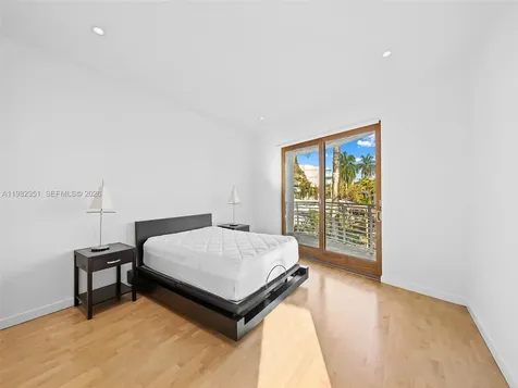 450 Victoria Terrace Fort Lauderdale FL 33301