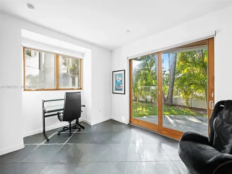 450 Victoria Terrace Fort Lauderdale FL 33301