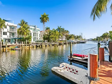 450 Victoria Terrace Fort Lauderdale FL 33301