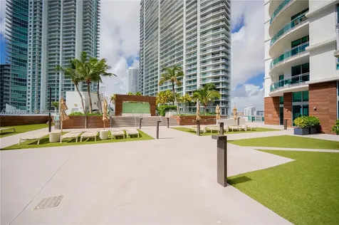 350 S Miami Miami FL 33130
