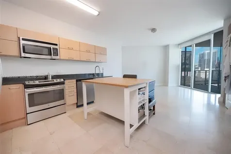 350 S Miami Miami FL 33130
