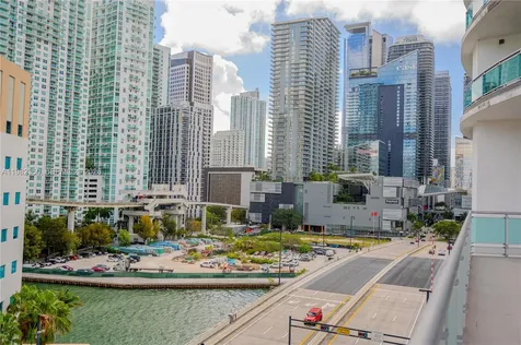 350 S Miami Miami FL 33130