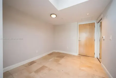 350 S Miami Miami FL 33130