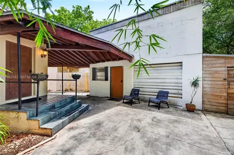 749 NW 43rd Street Oakland Park FL 33309