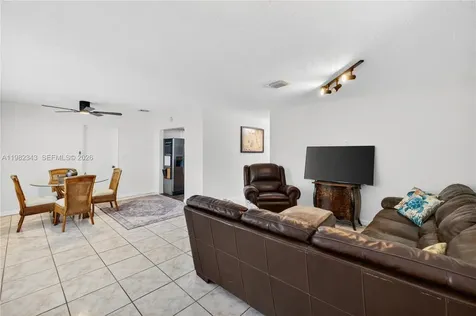 749 NW 43rd Street Oakland Park FL 33309
