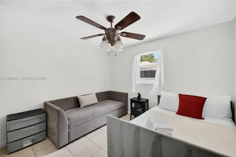 749 NW 43rd Street Oakland Park FL 33309
