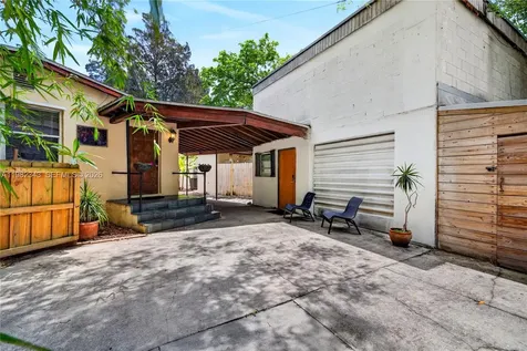 749 NW 43rd Street Oakland Park FL 33309