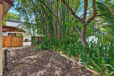 749 NW 43rd Street Oakland Park FL 33309