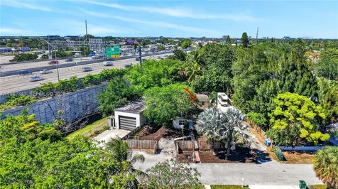749 NW 43rd Street Oakland Park FL 33309