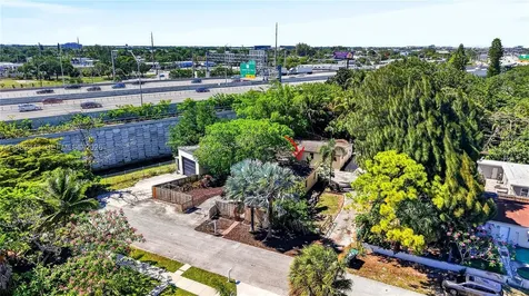 749 NW 43rd Street Oakland Park FL 33309
