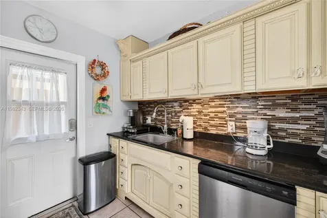 749 NW 43rd Street Oakland Park FL 33309