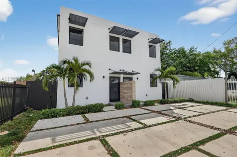 4313 NW 32nd Avenue Miami FL 33142