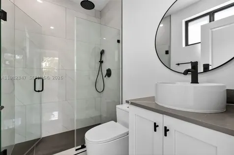 4313 NW 32nd Avenue Miami FL 33142