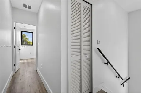 4313 NW 32nd Avenue Miami FL 33142