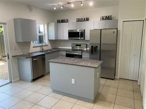 3001 SE 17th Avenue Homestead FL 33035