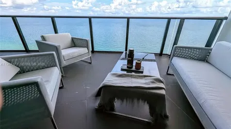 18555 Collins Avenue Sunny Isles Beach FL 33160