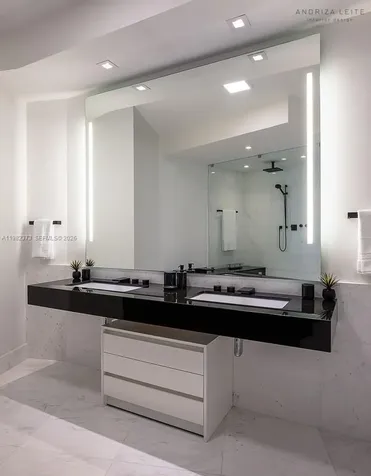 18555 Collins Avenue Sunny Isles Beach FL 33160