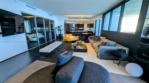 18555 Collins Avenue Sunny Isles Beach FL 33160
