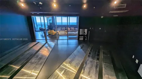 18555 Collins Avenue Sunny Isles Beach FL 33160