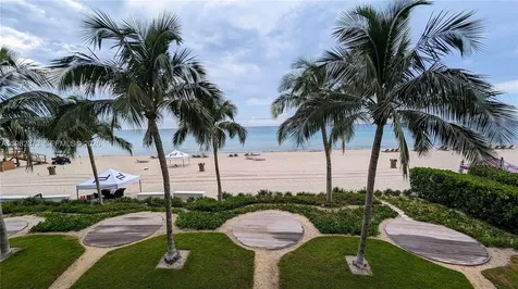18555 Collins Avenue Sunny Isles Beach FL 33160