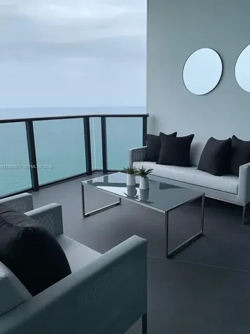 18555 Collins Avenue Sunny Isles Beach FL 33160