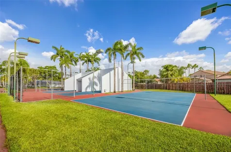 6637 NW 181st Lane Hialeah FL 33015