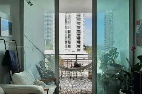 2200 NE 4th Avenue Miami FL 33137