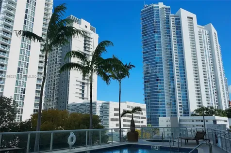 2200 NE 4th Avenue Miami FL 33137