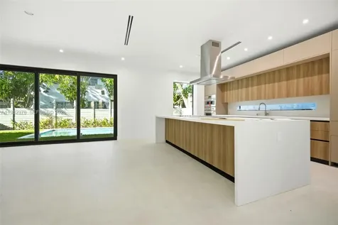 3545 Florida Avenue Miami FL 33133