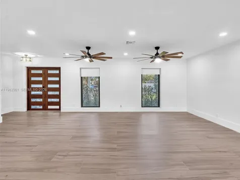 1501 NW 109th Terrace Pembroke Pines FL 33026