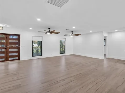 1501 NW 109th Terrace Pembroke Pines FL 33026