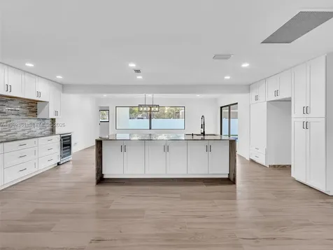 1501 NW 109th Terrace Pembroke Pines FL 33026