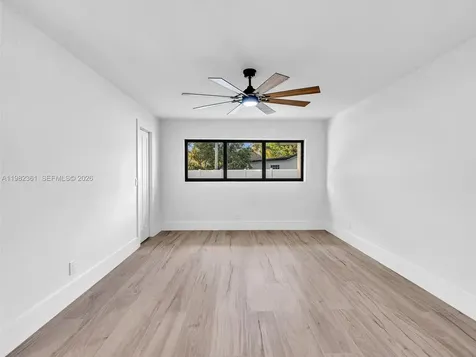 1501 NW 109th Terrace Pembroke Pines FL 33026