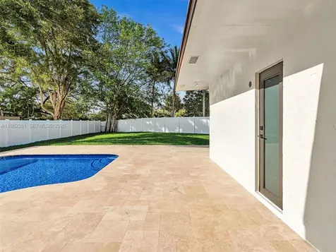 1501 NW 109th Terrace Pembroke Pines FL 33026