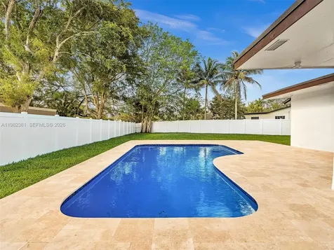 1501 NW 109th Terrace Pembroke Pines FL 33026