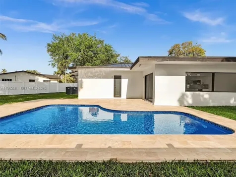 1501 NW 109th Terrace Pembroke Pines FL 33026