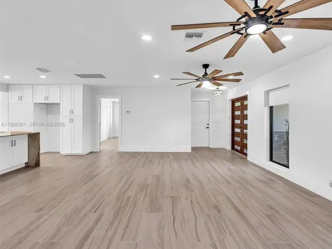 1501 NW 109th Terrace Pembroke Pines FL 33026