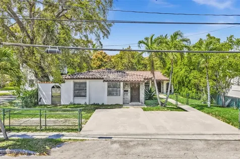1010 SW 14th Avenue Miami FL 33135