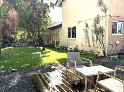 13881 NE 2nd Court Miami FL 33161
