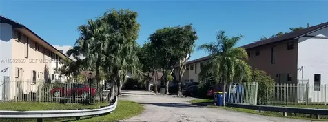 13881 NE 2nd Court Miami FL 33161